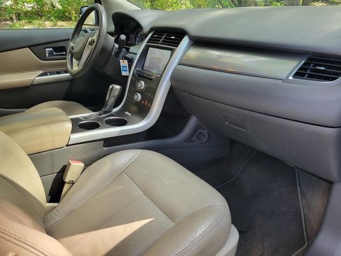 Used 2013 Ford Edge SEL image 10