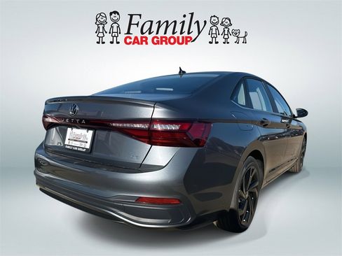 New 2026 Volkswagen Jetta SE image 4