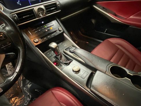 Used 2018 Lexus IS 300 F Sport image 29