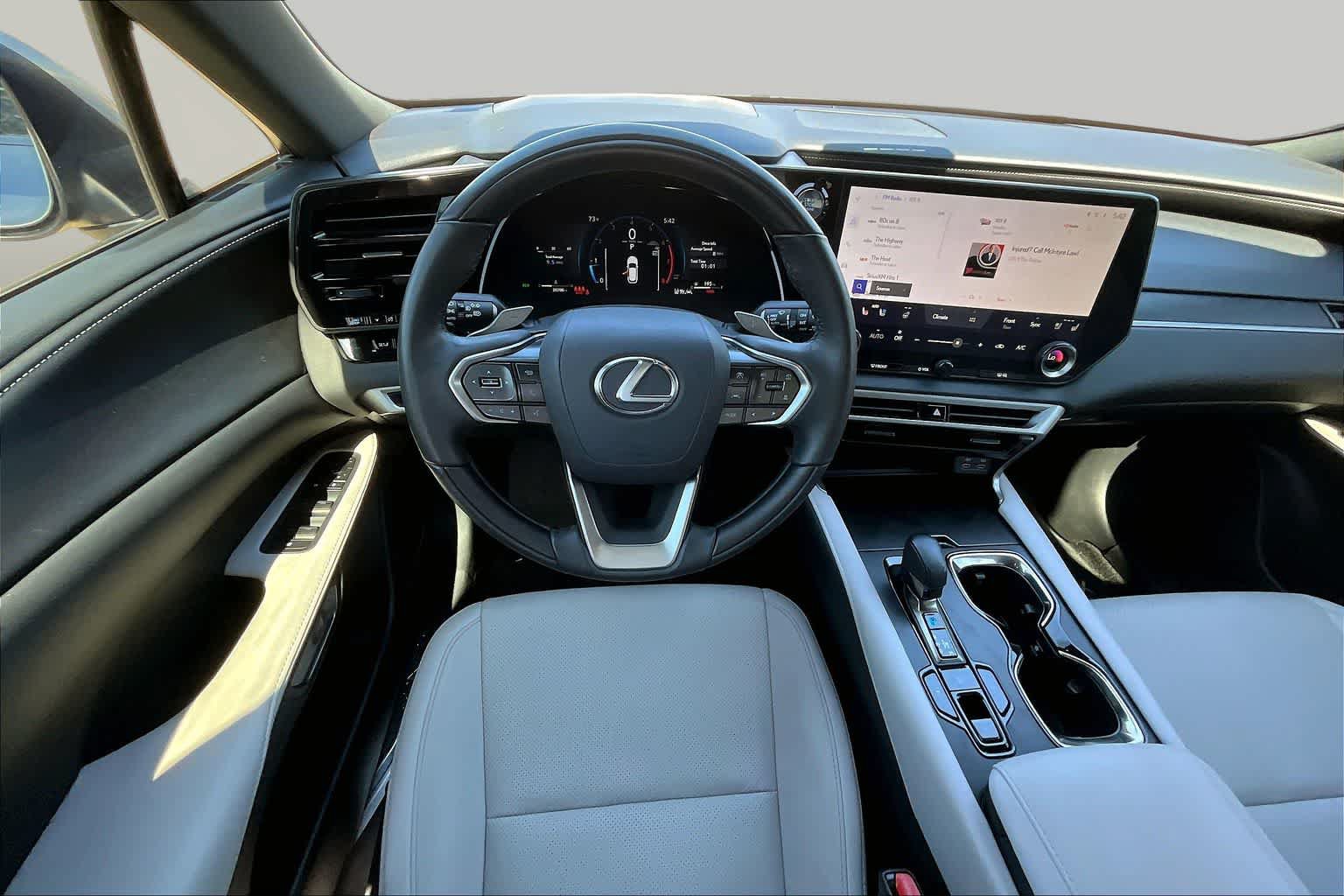 Used 2025 Lexus RX 350 Premium FWD image 15