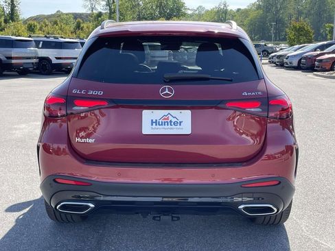 Used 2024 Mercedes-Benz GLC 300 4MATIC image 28