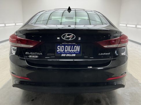 Used 2017 Hyundai Elantra Limited w/ Limited Tech Package 08 image 5