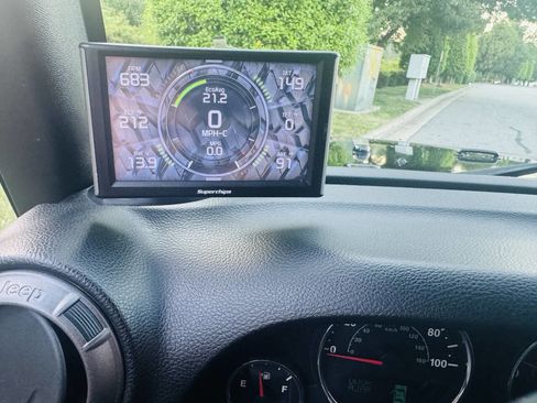 Used 2015 Jeep Wrangler Unlimited Sport w/ Quick Order Package 24S image 23