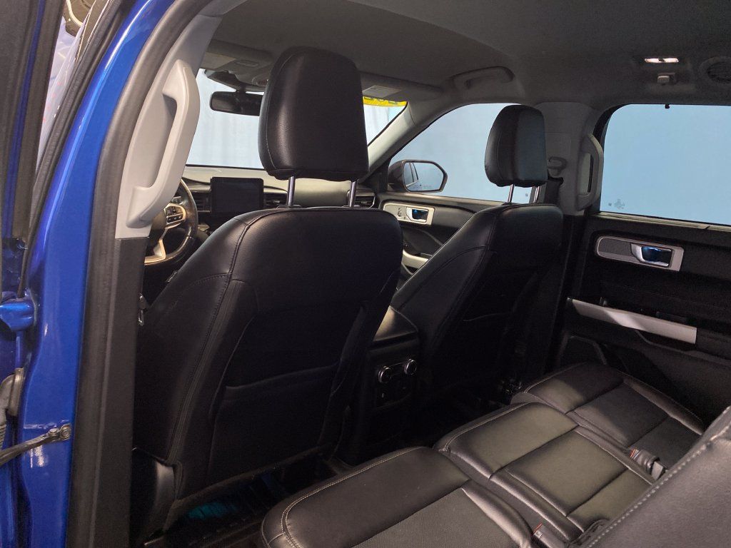 Used 2021 Ford Explorer Limited AWD/4WD image 27