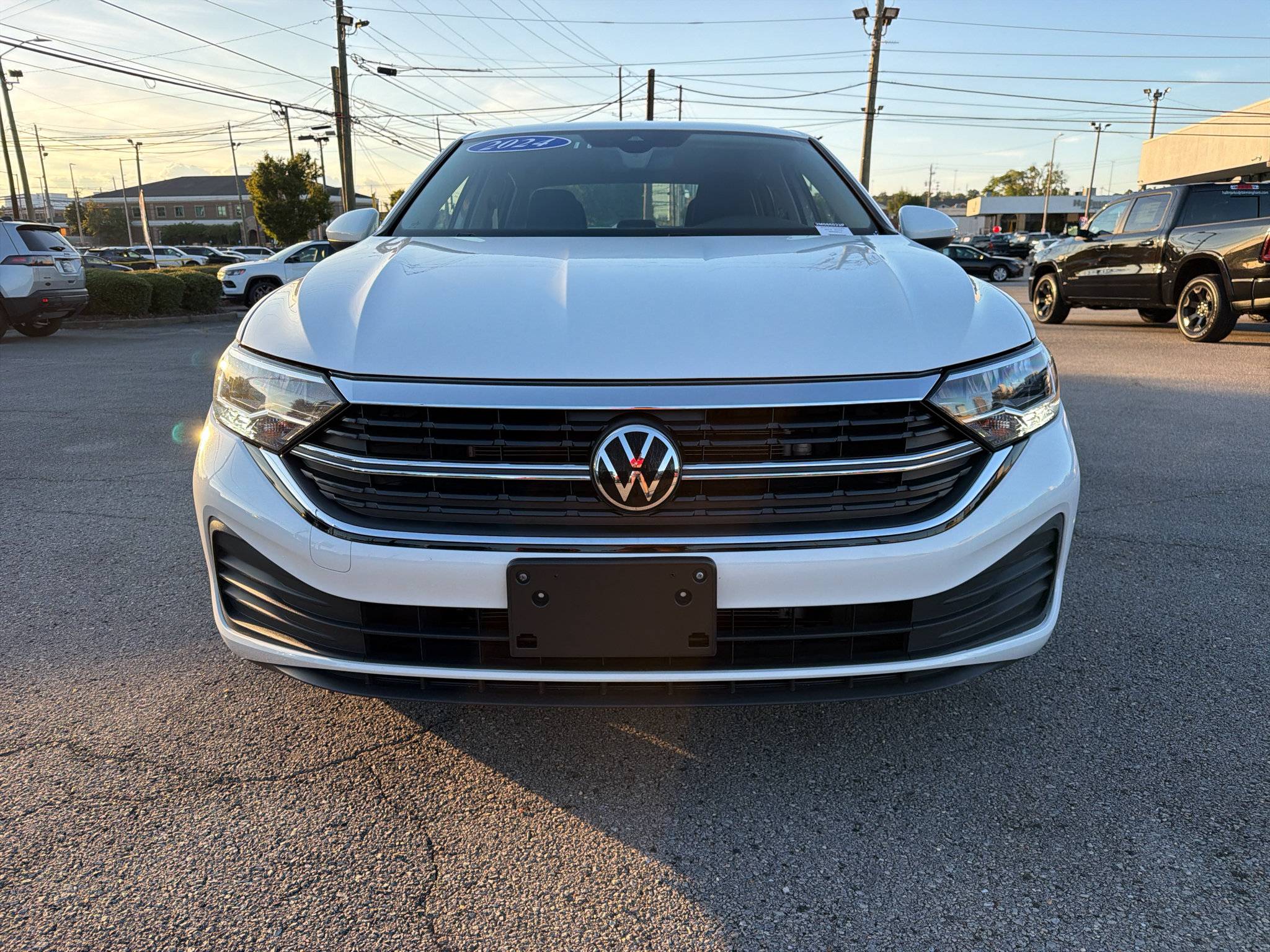 Used 2024 Volkswagen Jetta S FWD image 2