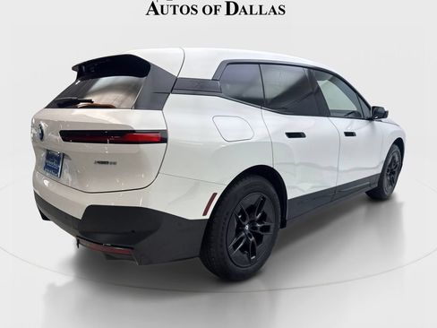 Used 2024 BMW iX xDrive50 w/ Convenience Package AWD/4WD image 6