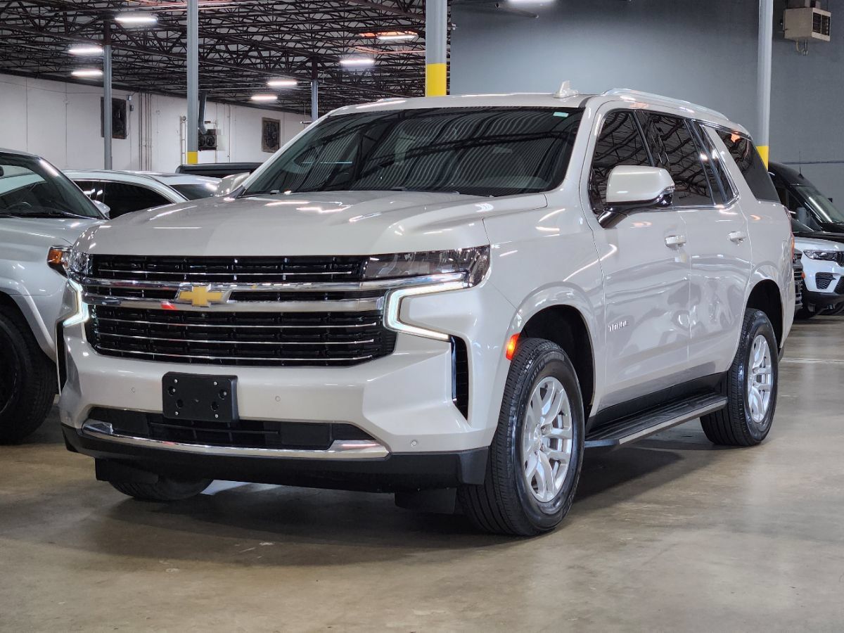 Used 2023 Chevrolet Tahoe LT w/ Luxury Package AWD/4WD image 4
