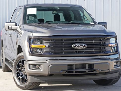 Used 2025 Ford F150 XLT w/ Equipment Group 301A Standard image 4