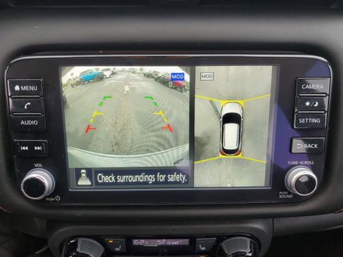 Used 2023 Nissan Kicks SR w/ SR Premium Package FWD image 25