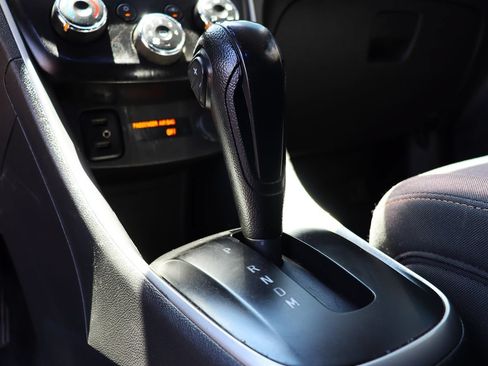 Used 2020 Chevrolet Trax LS FWD image 50