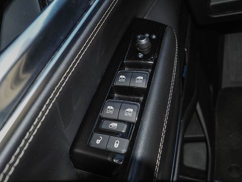 Used 2022 Jeep Grand Wagoneer Series II image 27