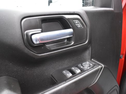 Certified 2022 Chevrolet Silverado 1500 Custom image 11