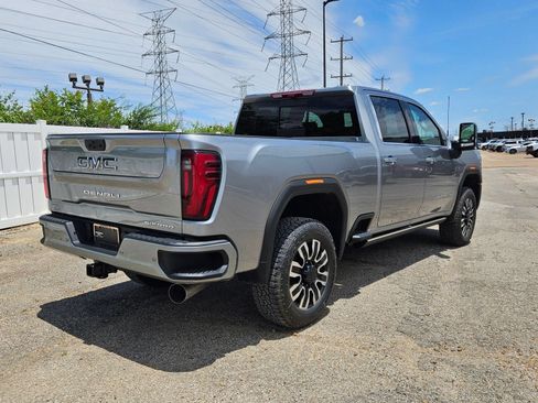 New 2026 GMC Sierra 2500 Denali Ultimate AWD/4WD image 6