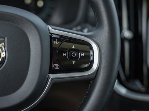 Certified 2023 Volvo S60 B5 Ultimate image 27