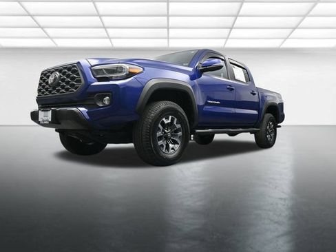 Used 2022 Toyota Tacoma TRD Off-Road w/ TRD Premium Off Road Package image 21