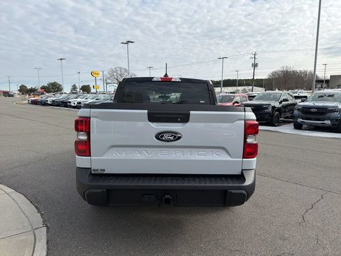 New 2026 Ford Maverick XLT w/ Black Appearance Package AWD/4WD image 4