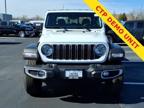 New 2026 Jeep Gladiator Sport AWD/4WD image 23