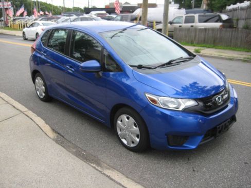 Used 2017 Honda Fit LX image 3