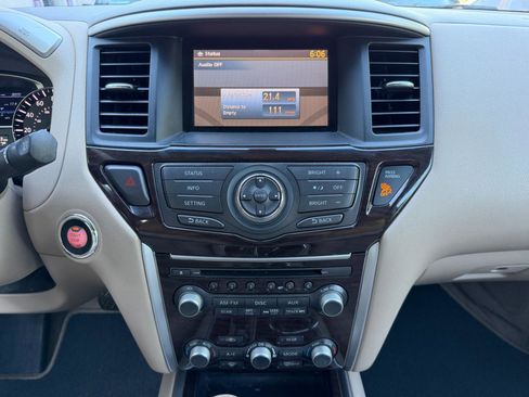 Used 2014 Nissan Pathfinder SL w/ Trailer Tow Package AWD/4WD image 50