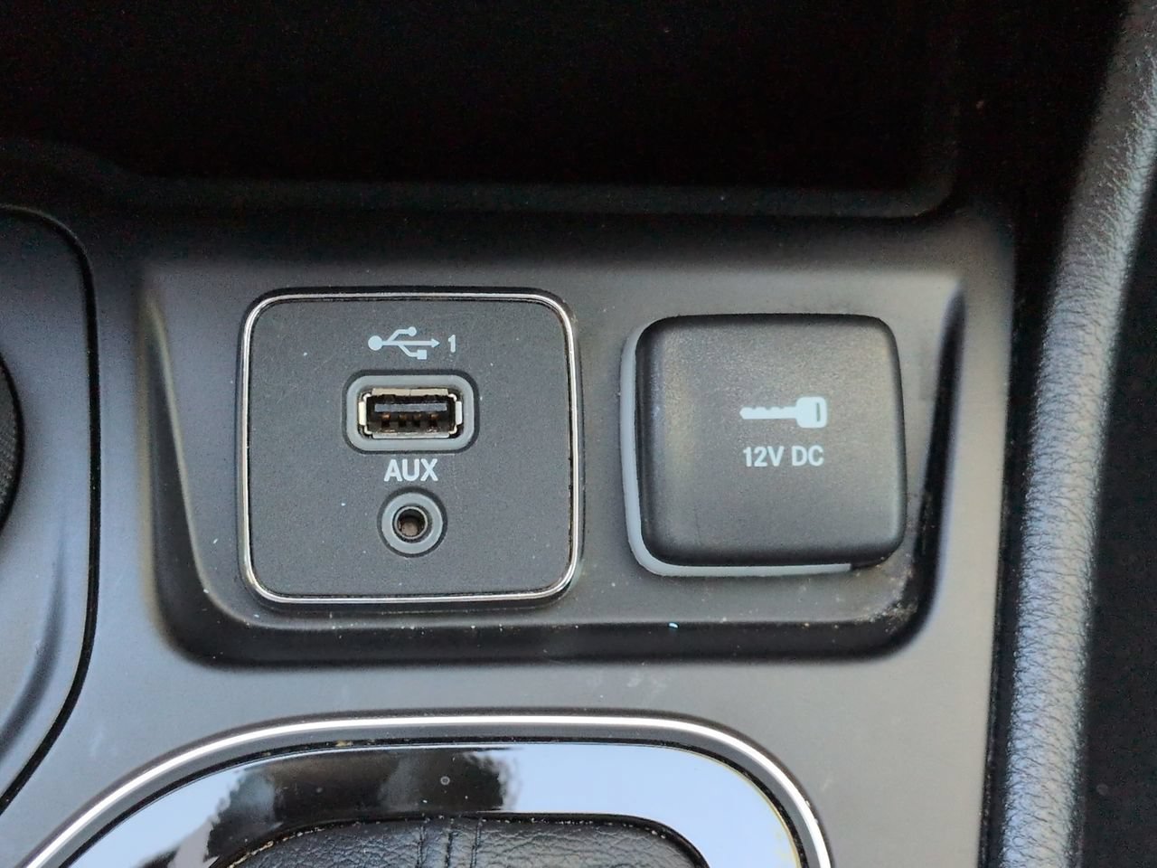 Used 2023 Jeep Cherokee Altitude Lux AWD/4WD image 23