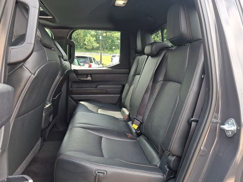 Used 2025 Toyota Tacoma Limited AWD/4WD image 10