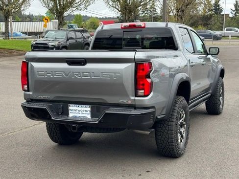 New 2026 Chevrolet Colorado ZR2 w/ Technology Package AWD/4WD image 7