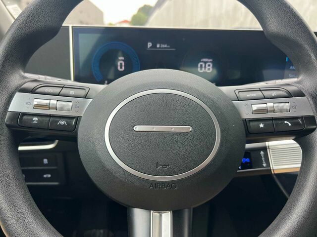 Used 2025 Hyundai Sonata SEL FWD image 26