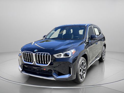 Certified 2026 BMW X1 xDrive28i w/ Convenience Package AWD/4WD image 2
