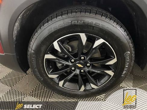 Used 2022 Chevrolet TrailBlazer LT FWD image 27