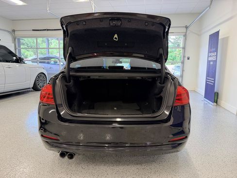 Used 2018 BMW 330i Sedan RWD image 19