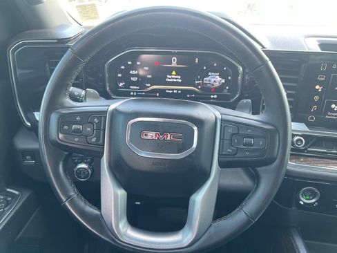Used 2024 GMC Sierra 1500 Elevation w/ LPO, Elevation Black Package AWD/4WD image 16