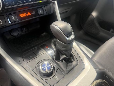 Certified 2021 Toyota RAV4 XSE AWD/4WD image 35