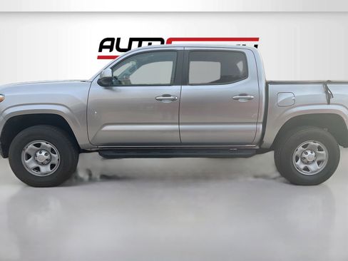 Used 2022 Toyota Tacoma SR AWD/4WD image 4