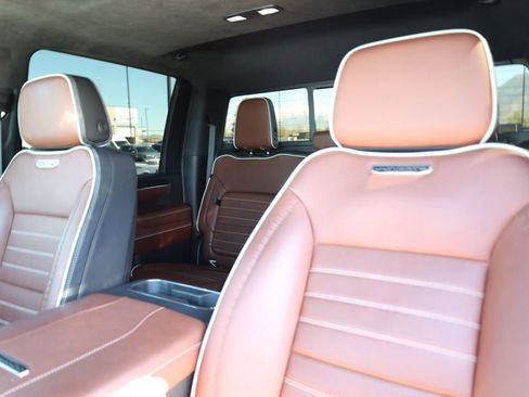 Used 2024 GMC Sierra 3500 Denali Ultimate AWD/4WD image 19