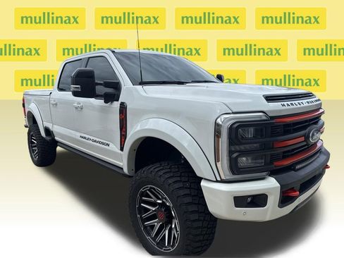 Used 2024 Ford F250 Lariat w/ Lariat Ultimate Package AWD/4WD image 1