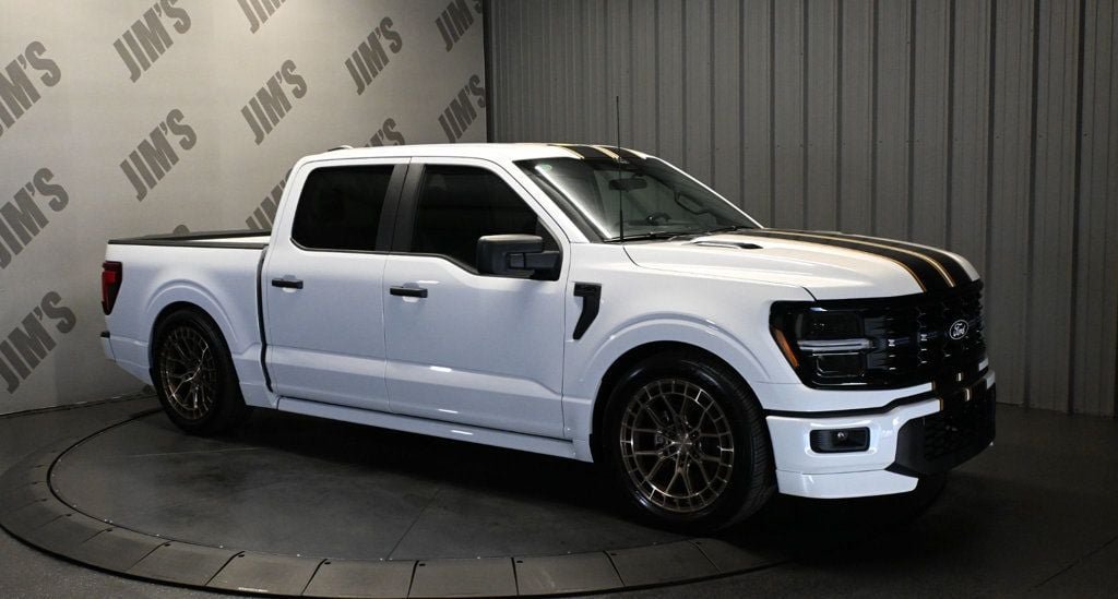 Used 2026 Ford F150 STX w/ F-150 LOBO Package AWD/4WD image 3