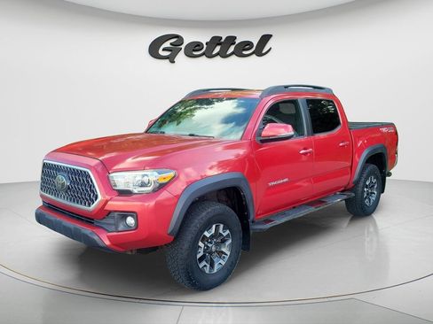 Used 2018 Toyota Tacoma TRD Off-Road AWD/4WD image 1