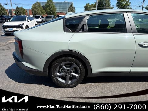 New 2026 Kia K4 FWD image 7