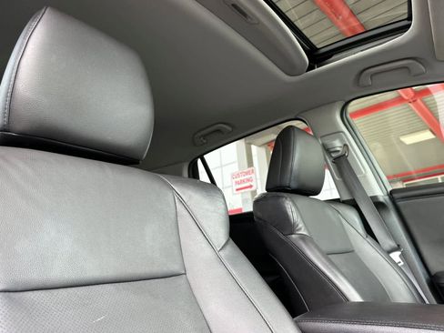 Used 2017 Acura RDX AWD w/ Advance Package image 18