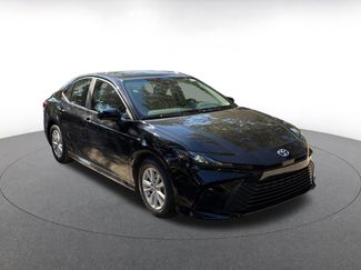 Used 2025 Toyota Camry LE video 1