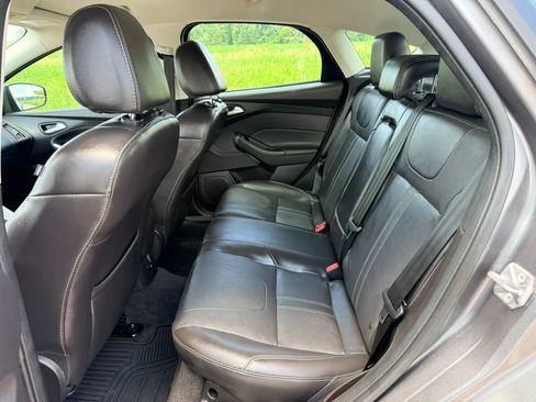 Used 2014 Ford Focus SE w/ Equipment Group 201A FWD image 20