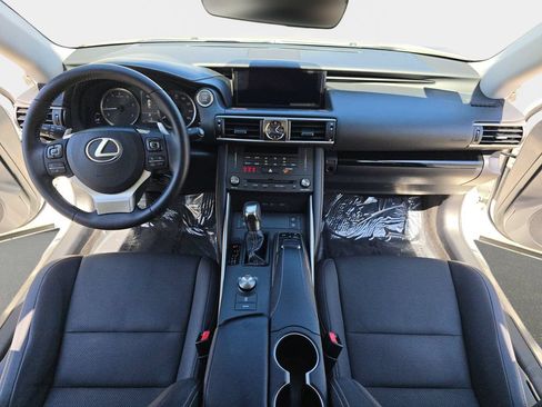 Used 2020 Lexus IS 300 w/ Navigation Package RWD image 10
