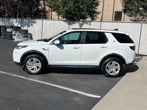 Used 2020 Land Rover Discovery Sport image 4