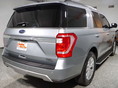 Used 2020 Ford Expedition XLT w/ Equipment Group 202A image 7