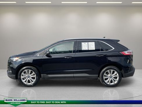 Certified 2022 Ford Edge Titanium AWD/4WD image 4