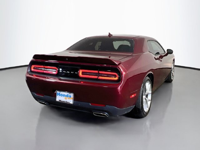 Used 2021 Dodge Challenger GT RWD image 17