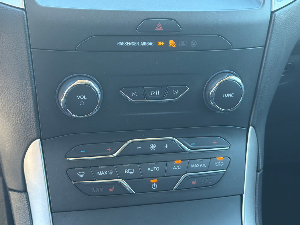 Used 2020 Ford Edge SEL w/ Convenience Package FWD image 31