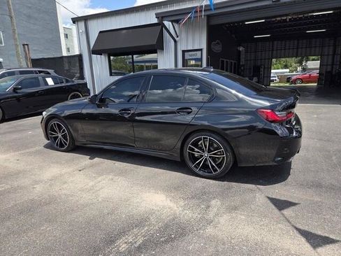 Used 2023 BMW 330i Sedan w/ M Sport Package RWD image 10