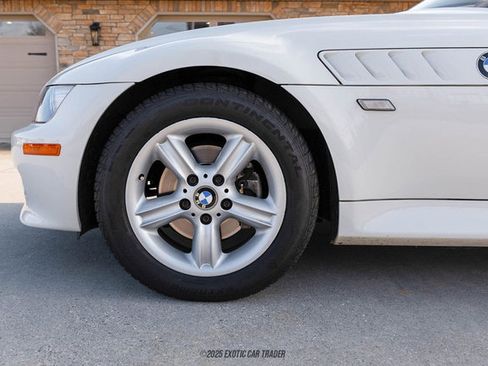 Used 2000 BMW Z3 2.5i image 4