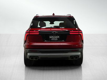 Used 2024 Chevrolet Traverse Z71